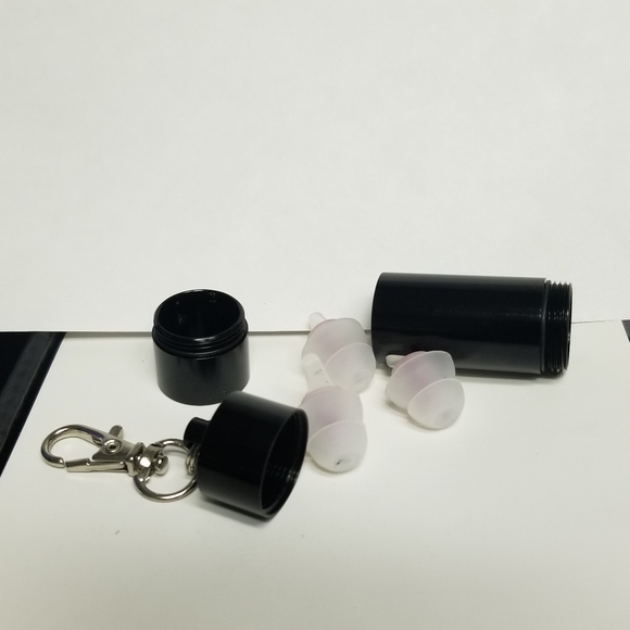 Hi-Fi Hearing Protection EarPeace Ear Plugs with Black Case - Picture 2 of 10